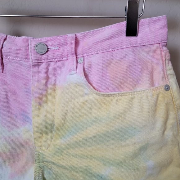 Blank NYC The Barrow Vintage High Rise Tie Dyed Denim Jean Shorts - Picture 6 of 14